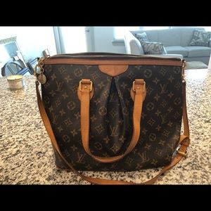 Louis Vuitton Shoulder Bag